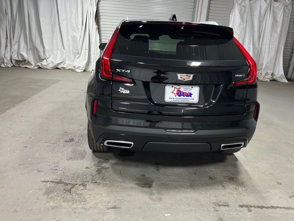 2025 Cadillac XT4 Premium Luxury