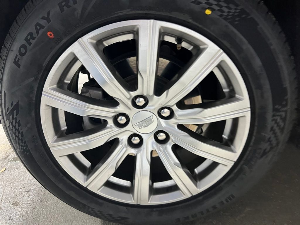 2023 Cadillac XT4 Premium Luxury