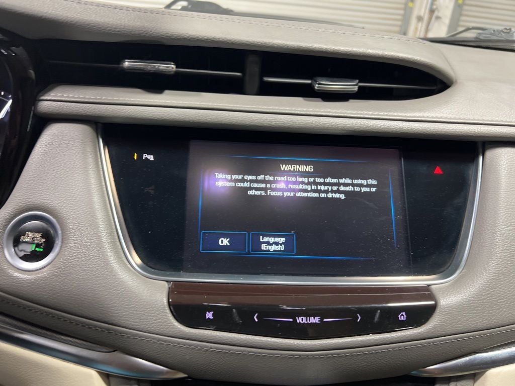 2017 Cadillac XT5 Luxury