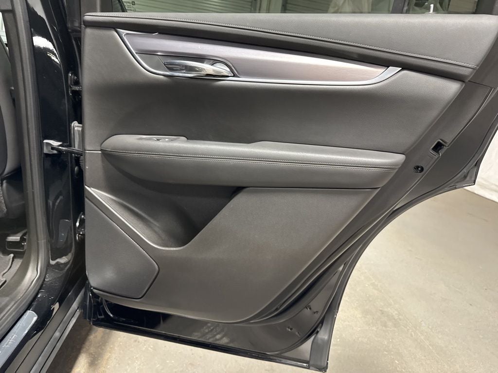 2023 Cadillac XT6 Luxury