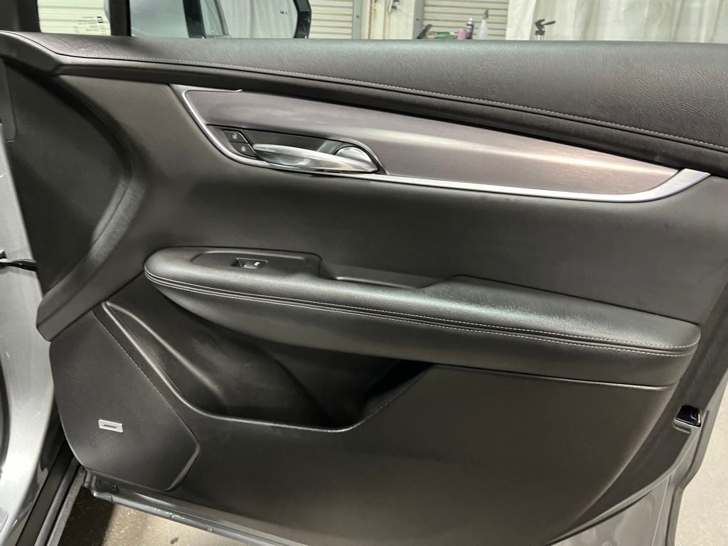 2024 Cadillac XT6 Luxury