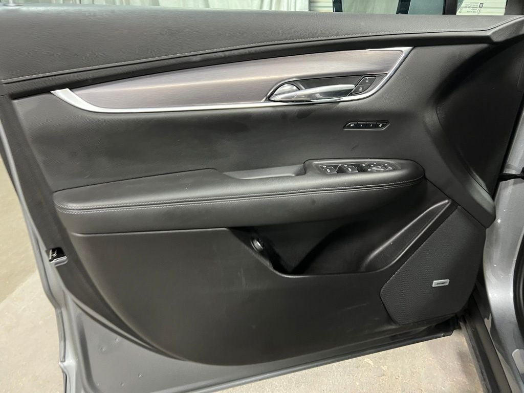 2024 Cadillac XT6 Luxury