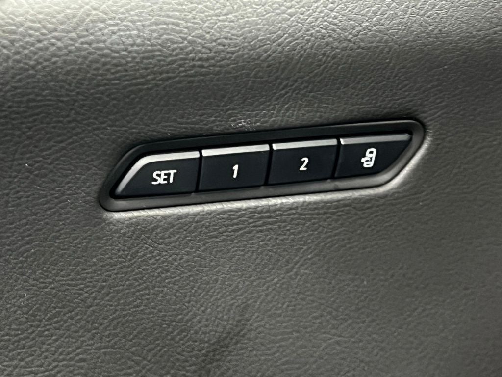 2024 Cadillac XT6 Luxury