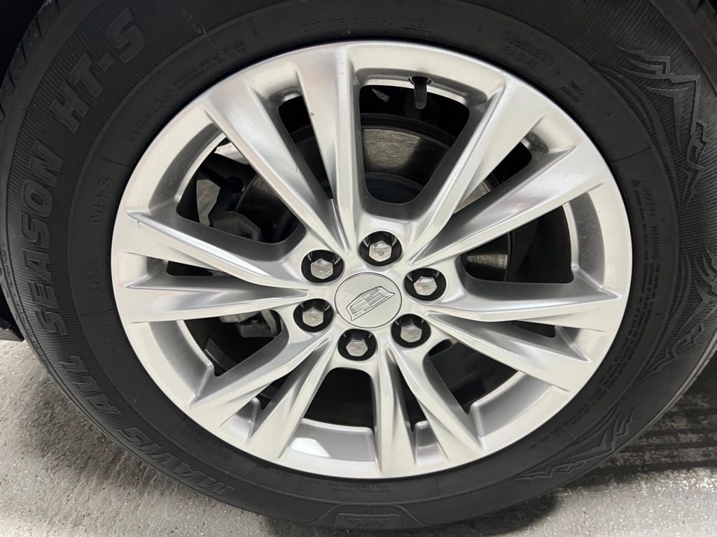 2024 Cadillac XT6 Luxury