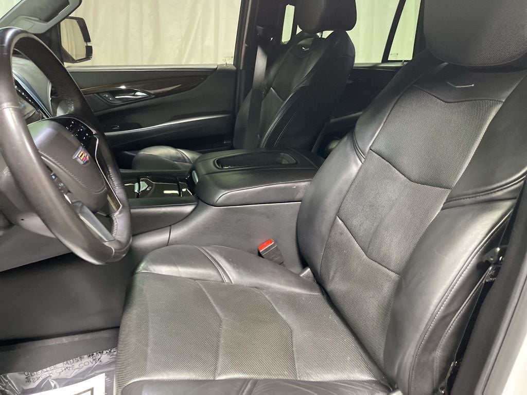 2019 Cadillac Escalade Platinum Edition