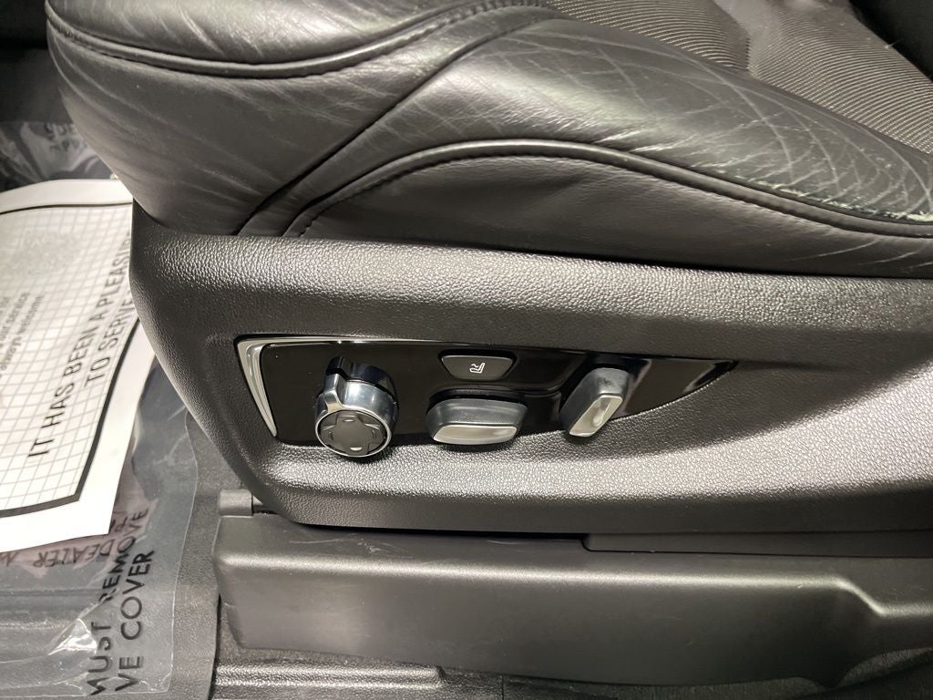 2019 Cadillac Escalade Platinum Edition