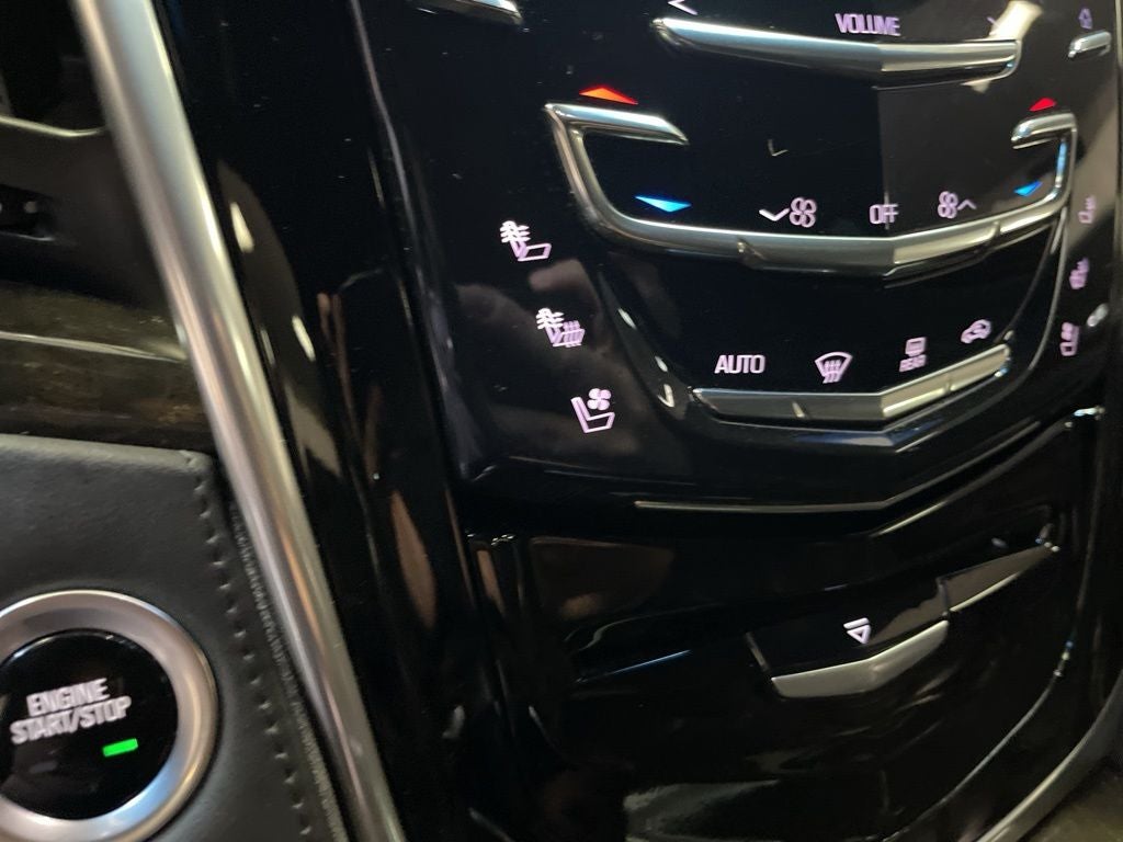 2019 Cadillac Escalade Platinum Edition