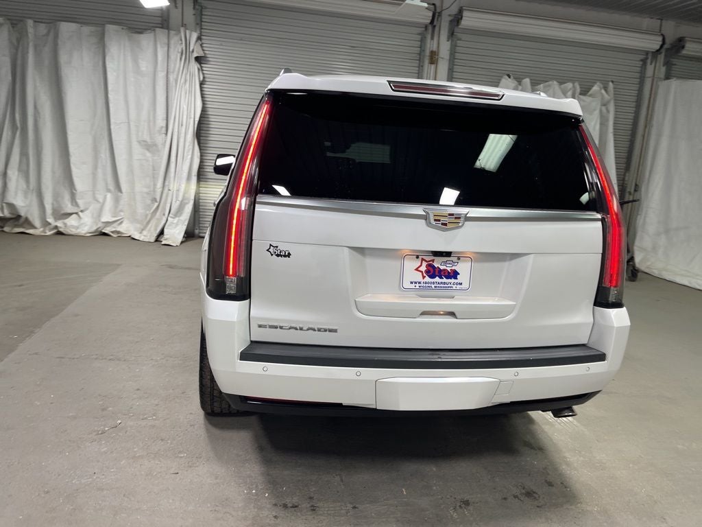 2019 Cadillac Escalade Platinum Edition
