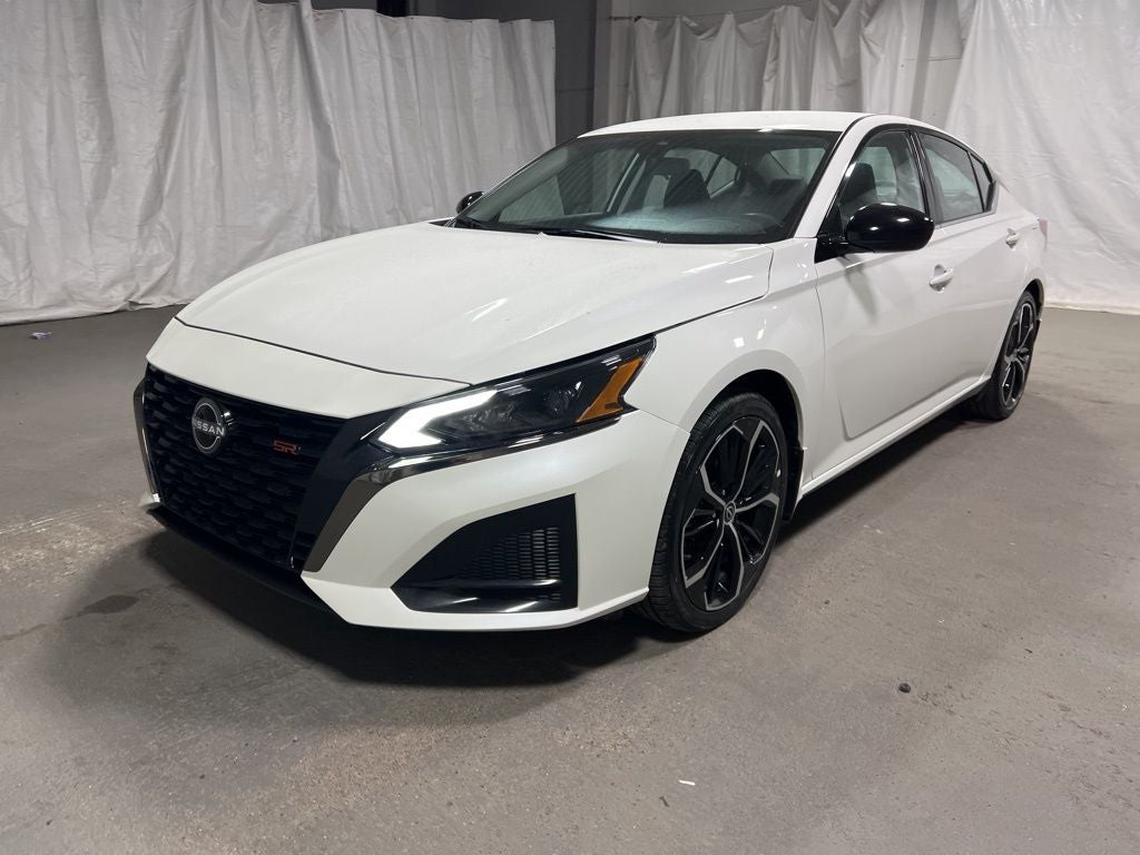 2025 Nissan Altima 2.5 SR