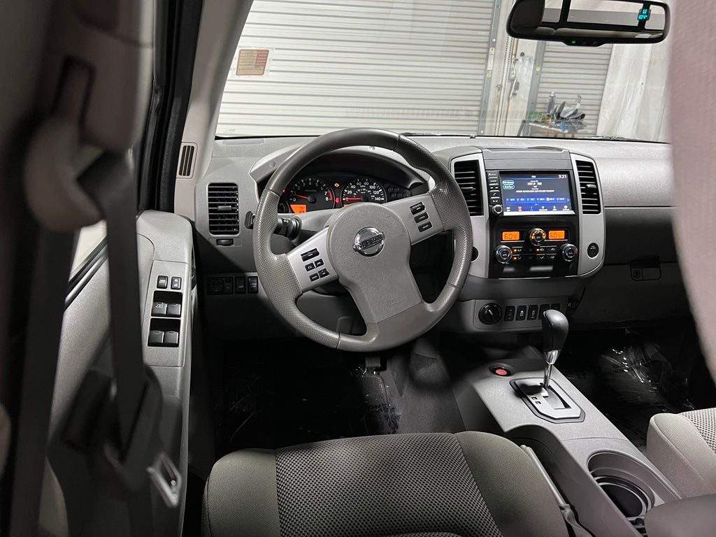 2021 Nissan Frontier SV