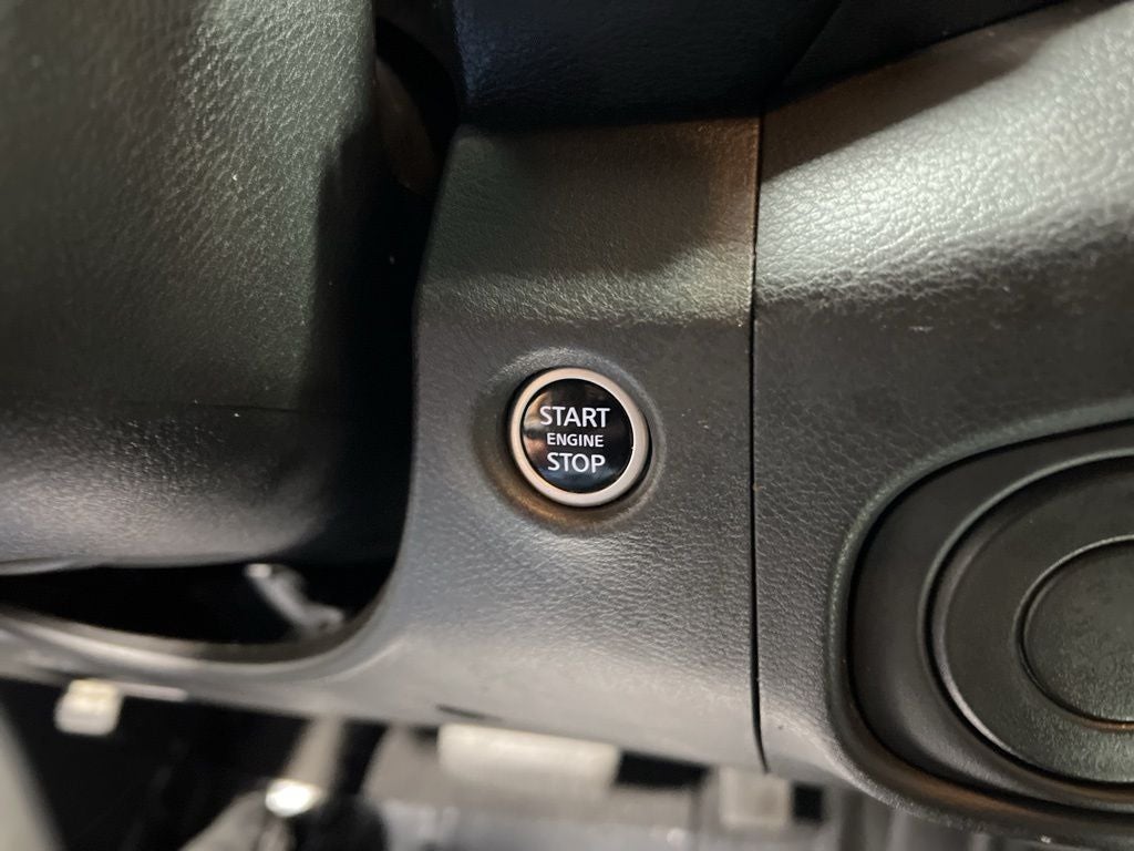 2023 Nissan Frontier S