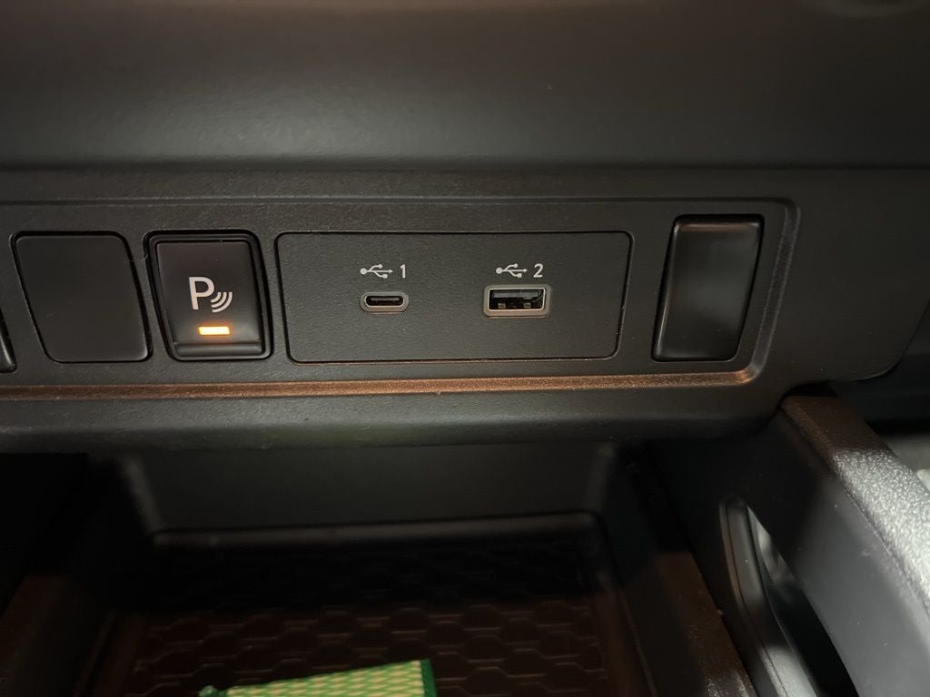 2023 Nissan Frontier S