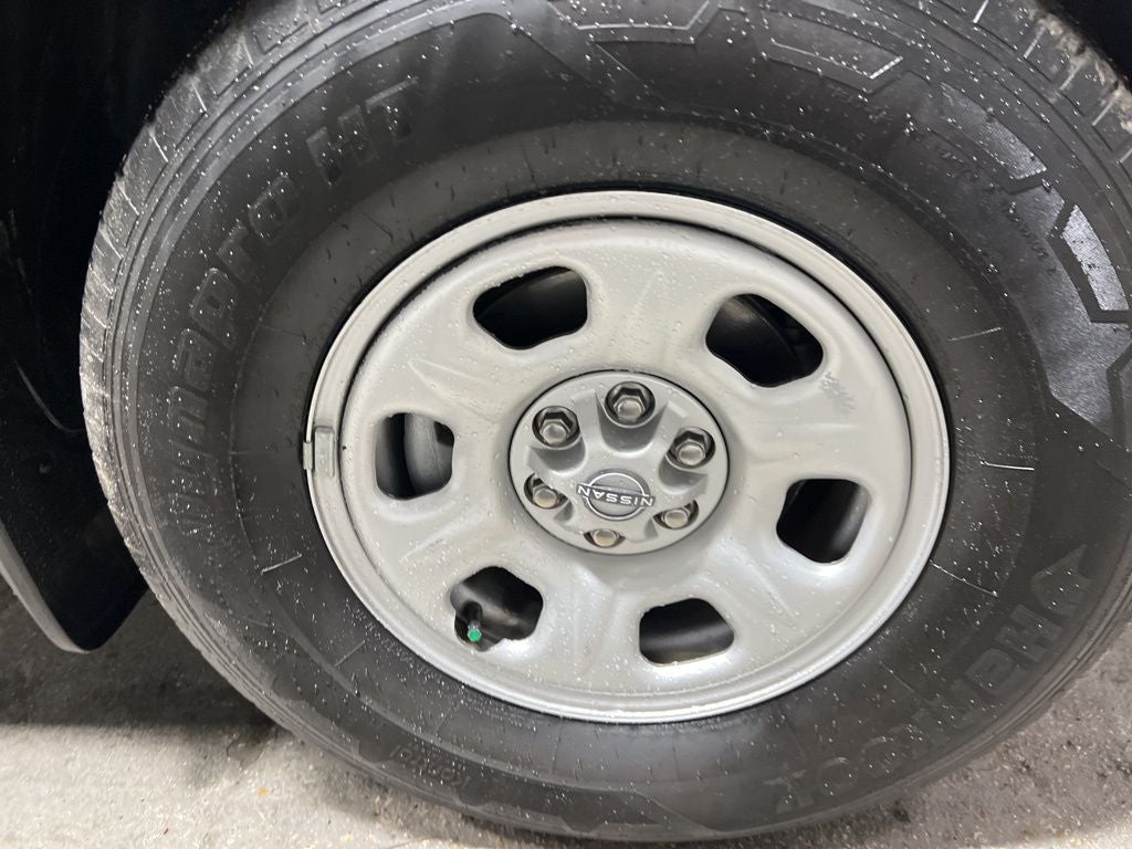 2023 Nissan Frontier S