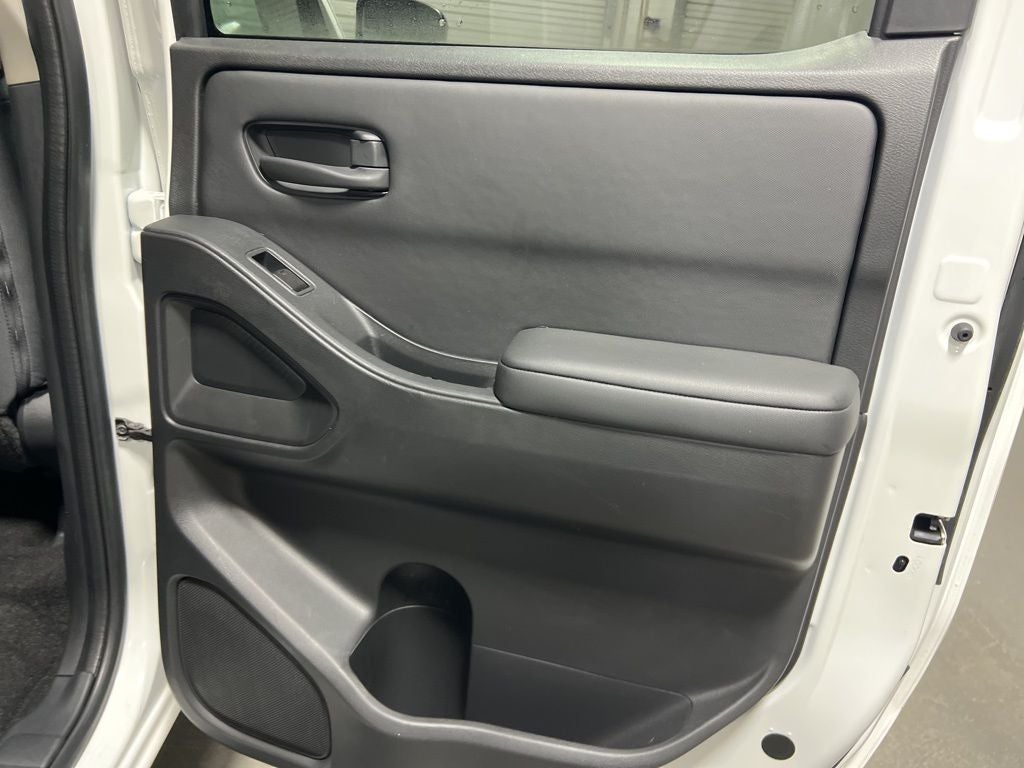 2023 Nissan Frontier S