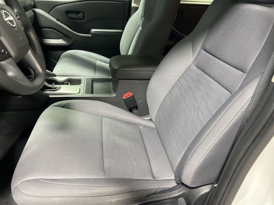 2023 Nissan Frontier S