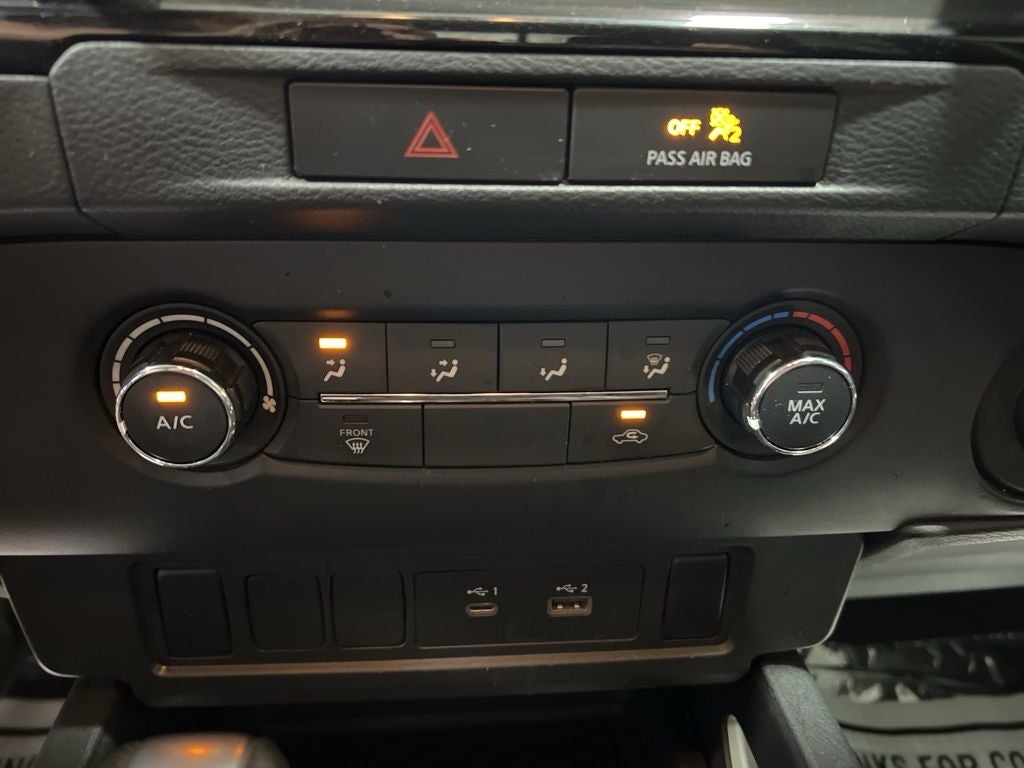 2022 Nissan Frontier SV