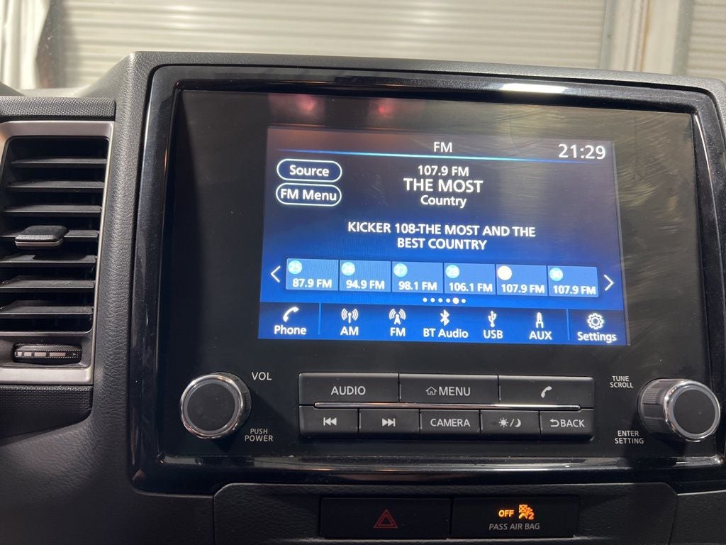 2022 Nissan Frontier SV