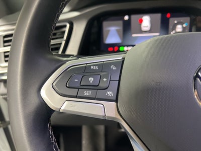 2025 Volkswagen Atlas Cross Sport 2.0T SE w/Technology