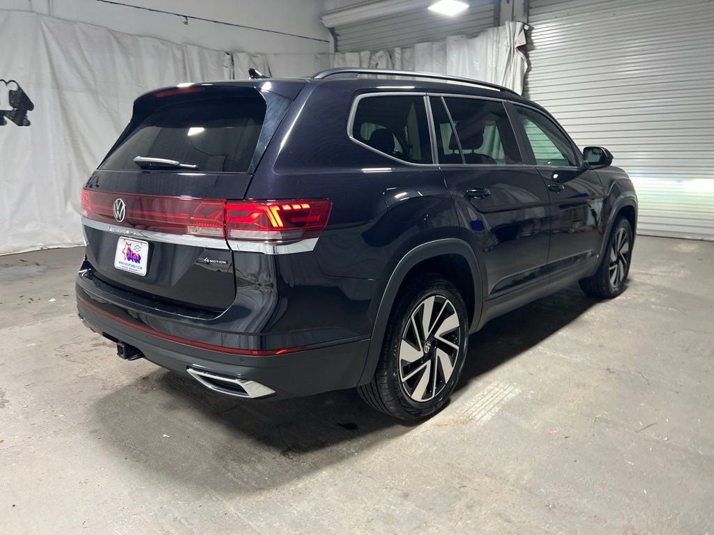 2025 Volkswagen Atlas 2.0T SE w/Technology