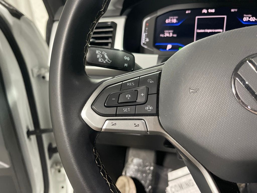 2022 Volkswagen Atlas Cross Sport 3.6L V6 SE w/Technology