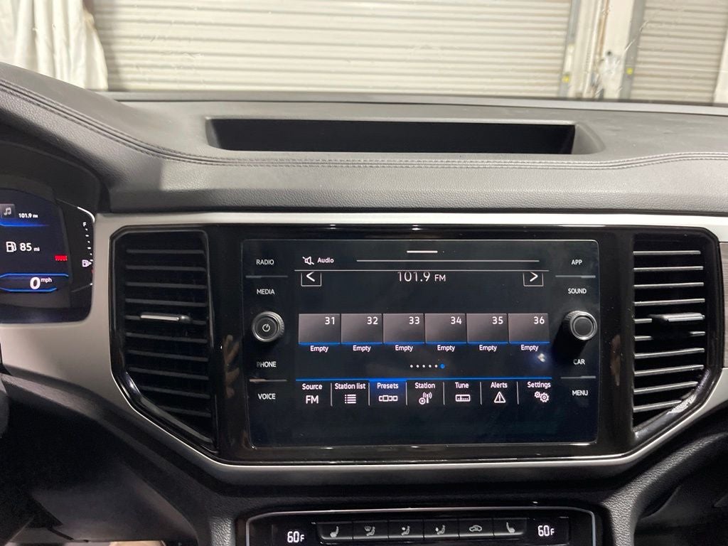 2022 Volkswagen Atlas Cross Sport 3.6L V6 SE w/Technology