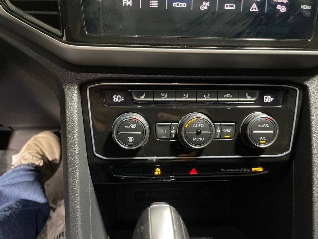 2022 Volkswagen Atlas Cross Sport 3.6L V6 SE w/Technology