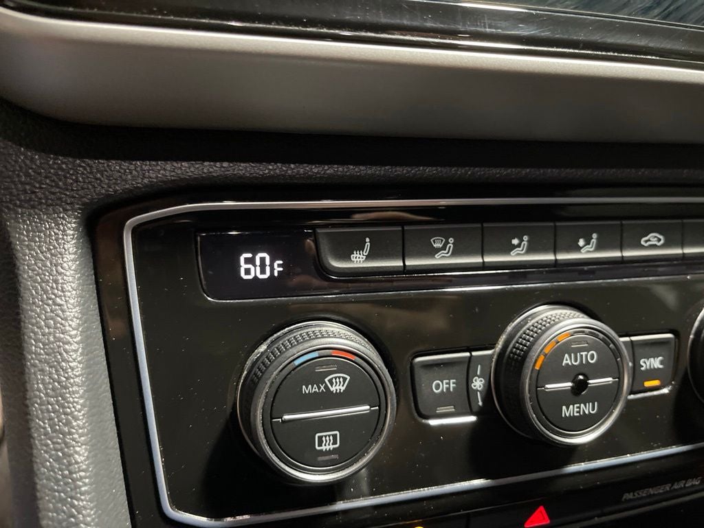 2022 Volkswagen Atlas Cross Sport 3.6L V6 SE w/Technology