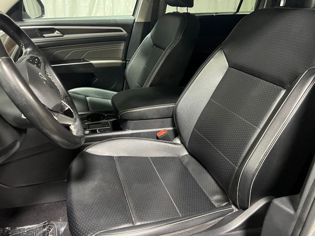 2022 Volkswagen Atlas 2.0T SE w/Technology