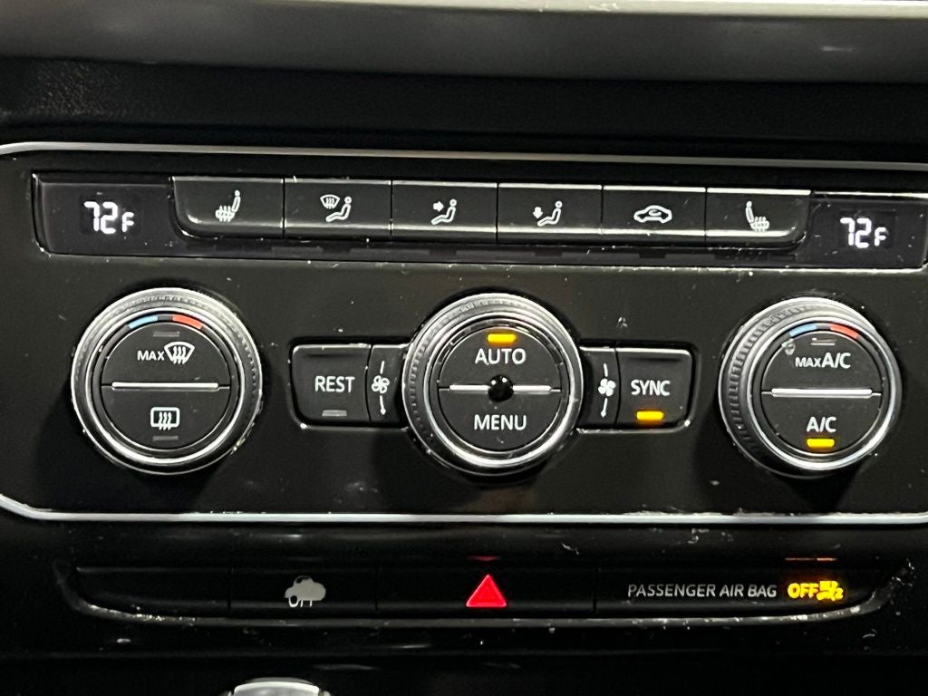 2022 Volkswagen Atlas 2.0T SE w/Technology