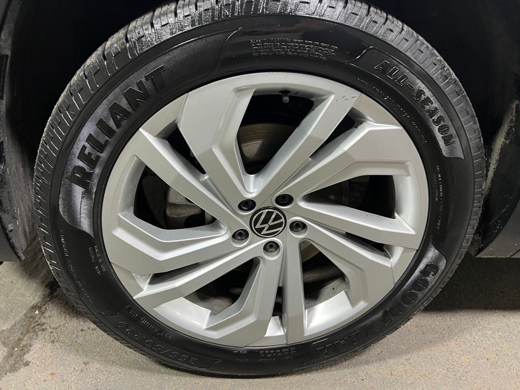 2022 Volkswagen Atlas 2.0T SE w/Technology