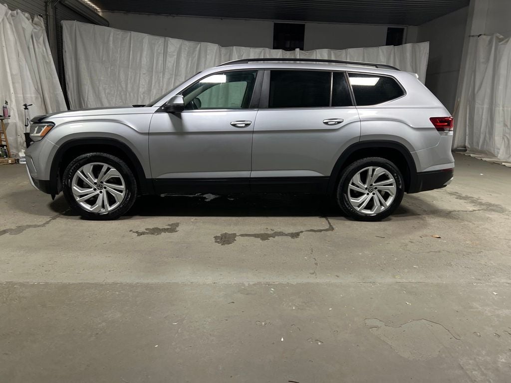 2022 Volkswagen Atlas 2.0T SE w/Technology