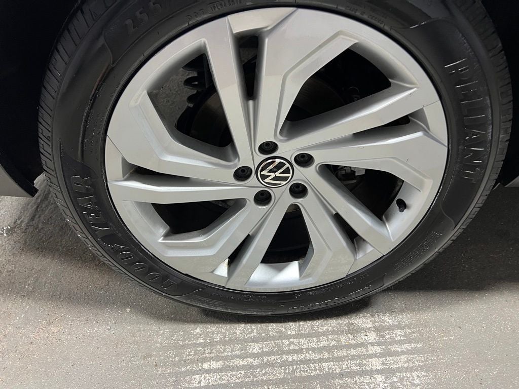 2022 Volkswagen Atlas 2.0T SE w/Technology