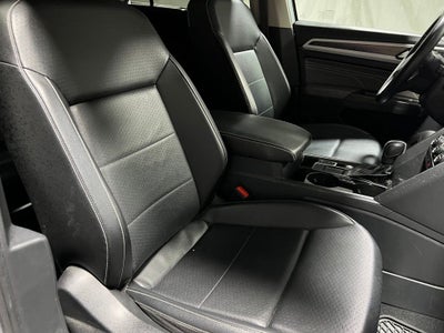 2022 Volkswagen Atlas 2.0T SE w/Technology