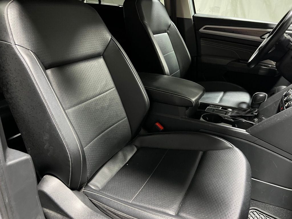 2022 Volkswagen Atlas 2.0T SE w/Technology