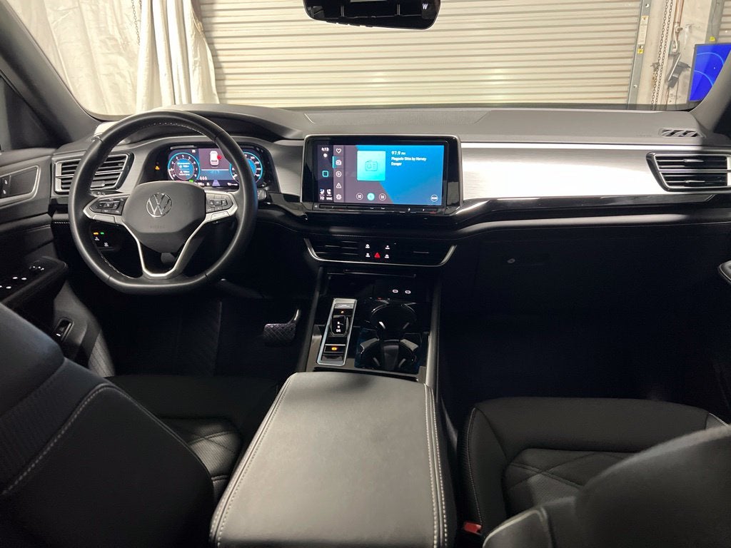 2026 Volkswagen Atlas Cross Sport SE w/Technology