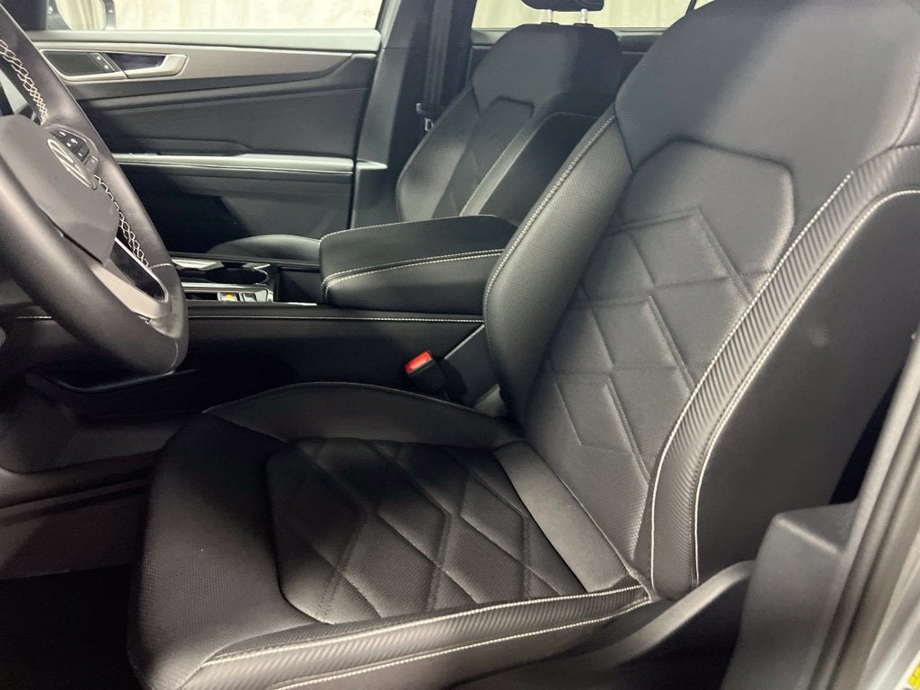 2026 Volkswagen Atlas Cross Sport SE w/Technology