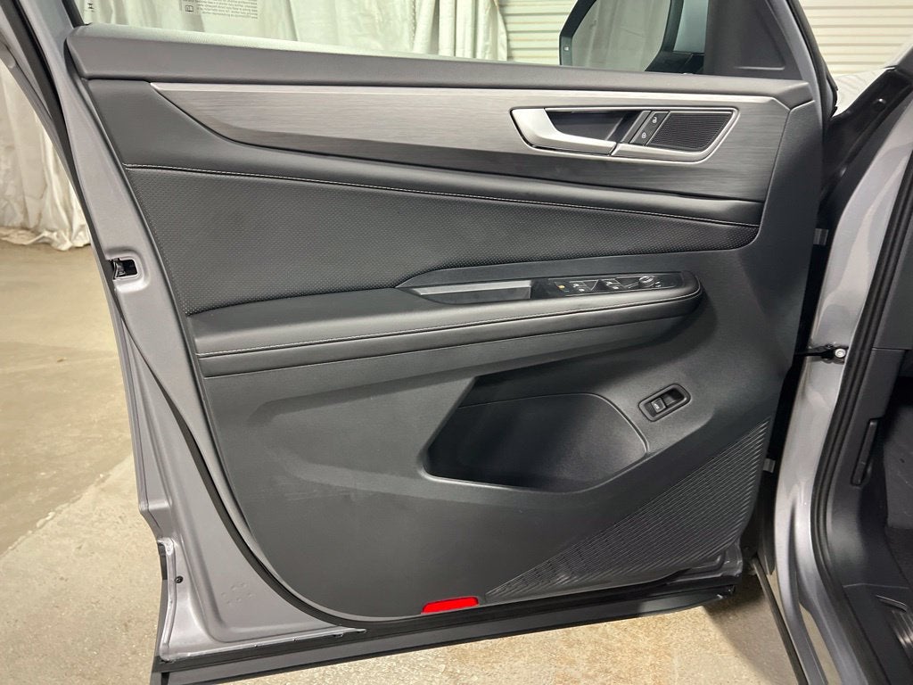 2026 Volkswagen Atlas Cross Sport SE w/Technology