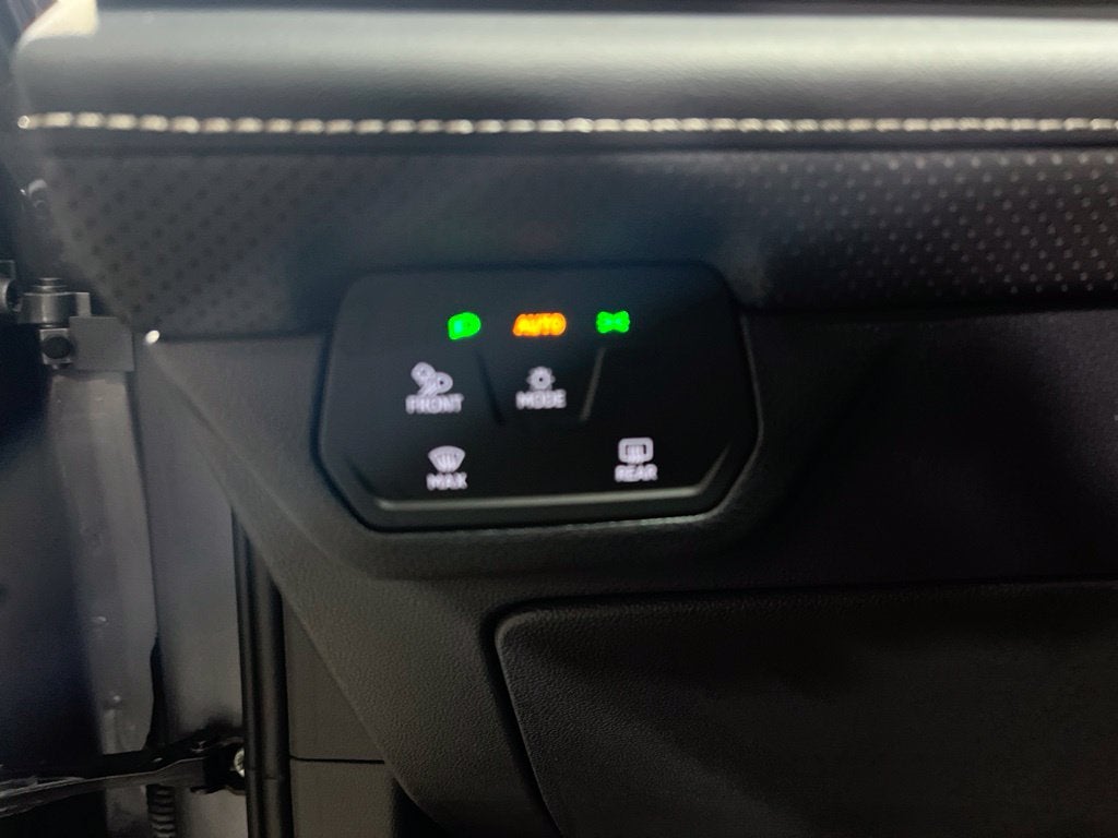 2026 Volkswagen Atlas Cross Sport SE w/Technology