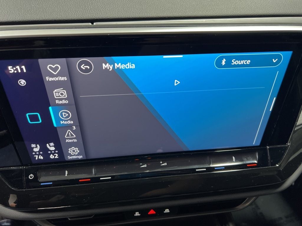 2025 Volkswagen Atlas Cross Sport 2.0T SE w/Technology