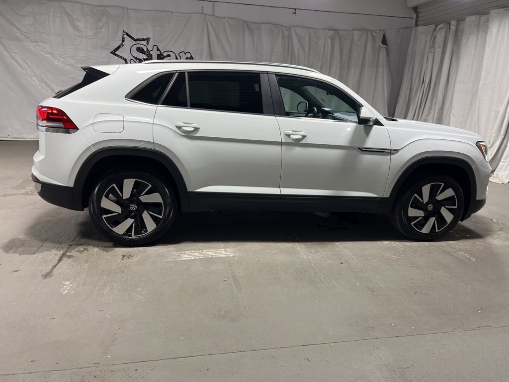 2025 Volkswagen Atlas Cross Sport 2.0T SE w/Technology