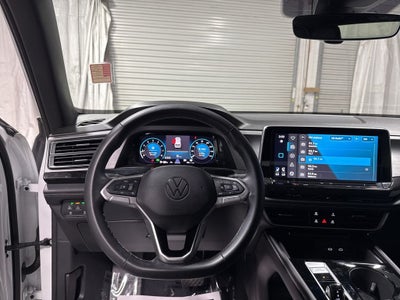 2025 Volkswagen Atlas Cross Sport 2.0T SE w/Technology