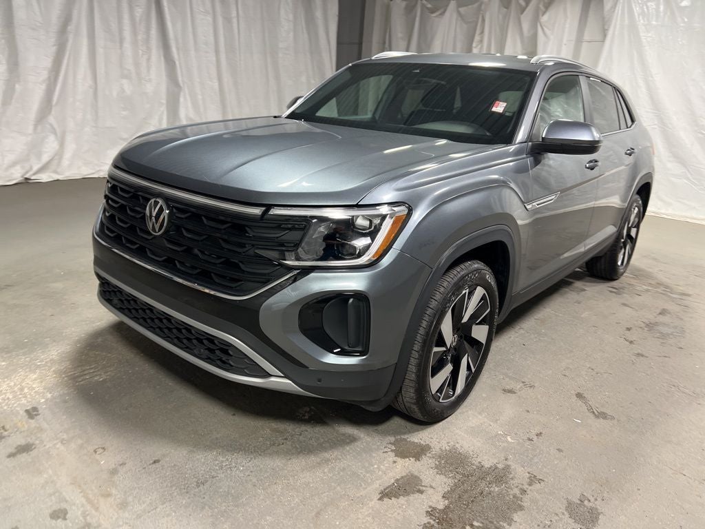 2025 Volkswagen Atlas Cross Sport 2.0T SE w/Technology