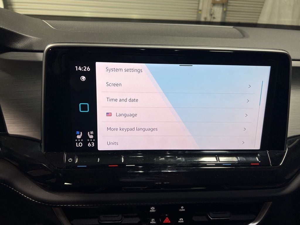 2025 Volkswagen Atlas Cross Sport 2.0T SE w/Technology