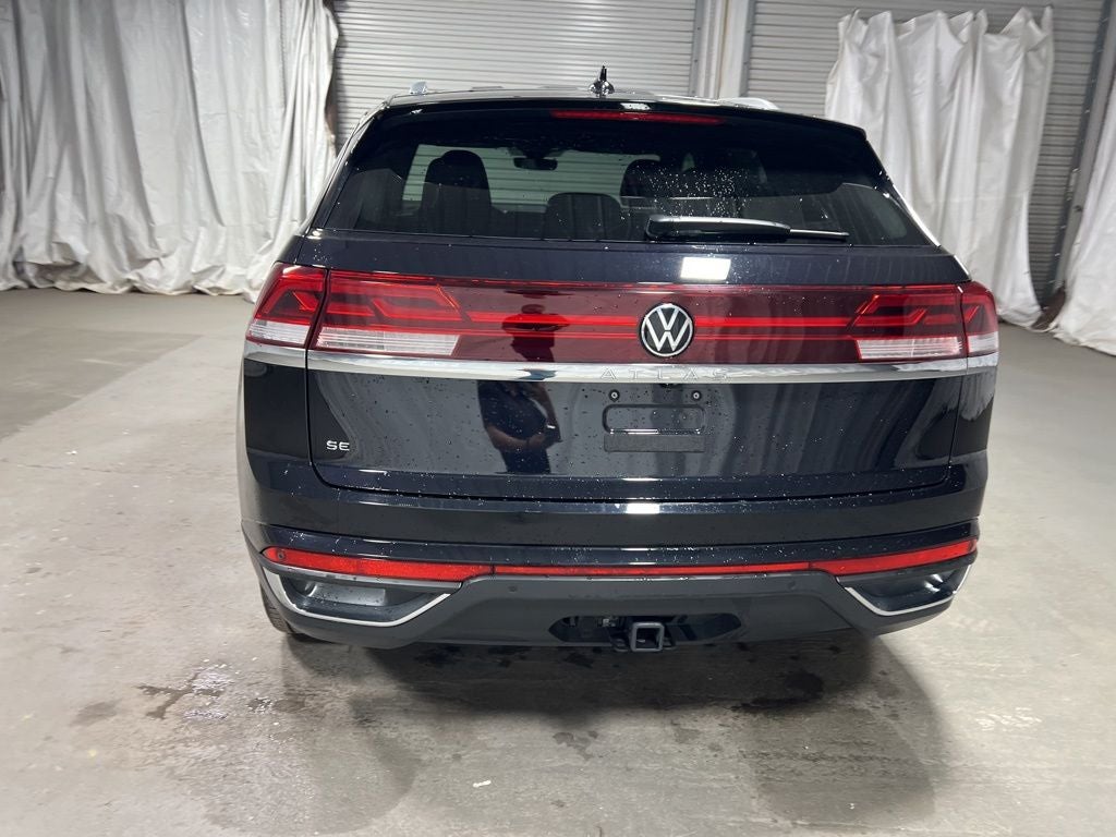 2025 Volkswagen Atlas Cross Sport 2.0T SE w/Technology