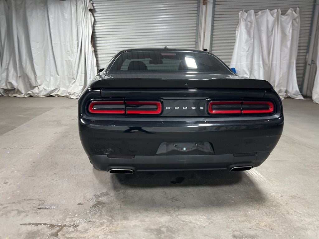 2022 Dodge Challenger SXT