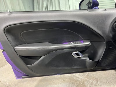2016 Dodge Challenger 392 Hemi Scat Pack Shaker