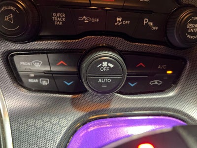 2016 Dodge Challenger 392 Hemi Scat Pack Shaker