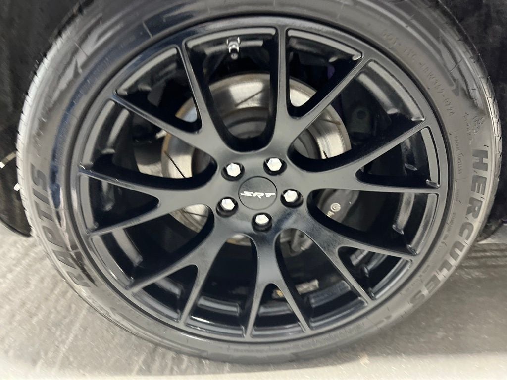 2016 Dodge Challenger 392 Hemi Scat Pack Shaker