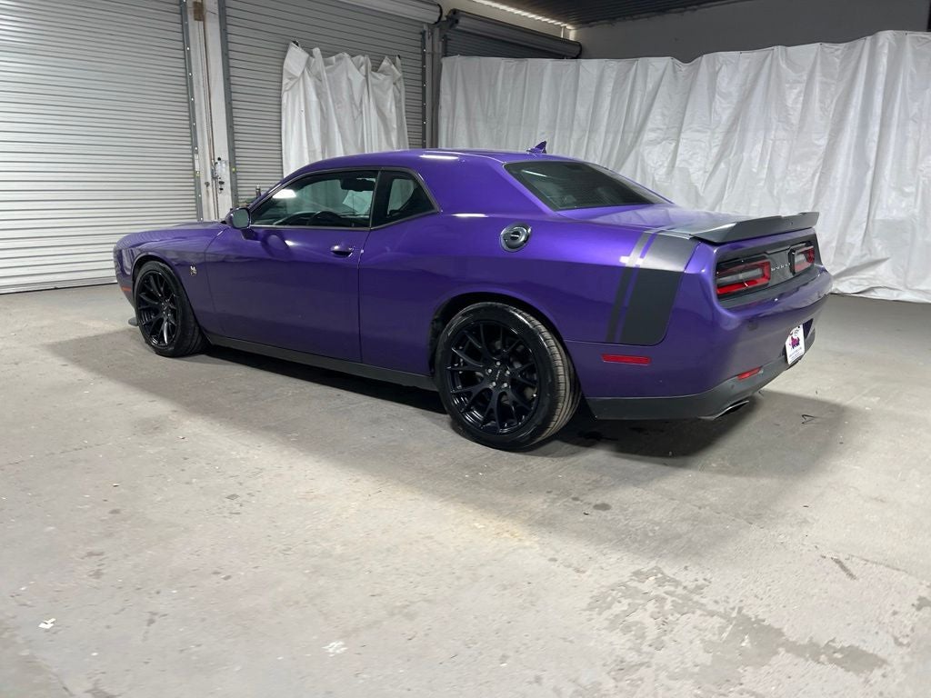 2016 Dodge Challenger 392 Hemi Scat Pack Shaker