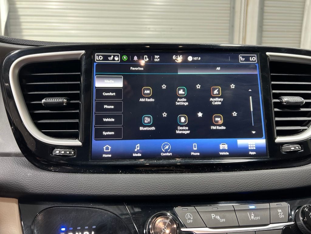 2023 Chrysler Pacifica Touring L